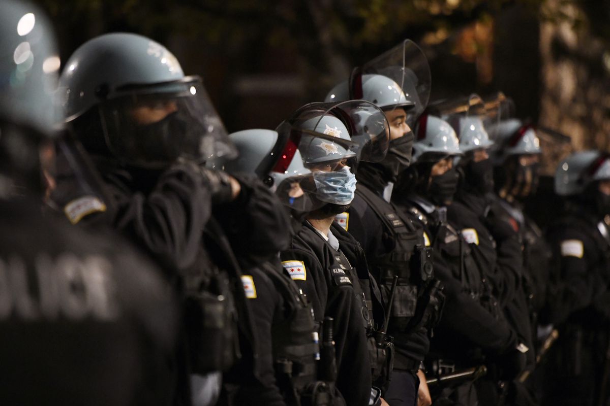 Lightfoot agrees to officer misconduct database, but
watchdog rips plan. Mayor’s civilian police oversight plan could
come this week 1 Lightfoot agrees to officer misconduct database, but
watchdog rips plan. Mayor’s civilian police oversight plan could
come this week 1