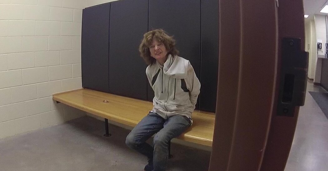 Former Colorado Police Officers Face Charges in Arrest of
Woman With Dementia 1