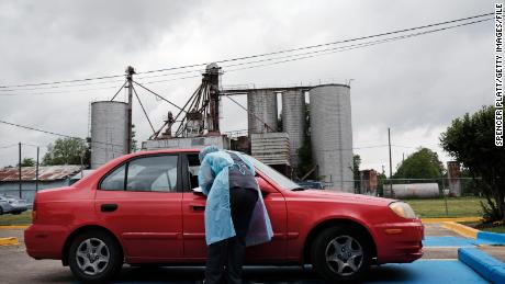 Getting more Americans vaccinated is going to be a lot of
work, expert says. But it's critical in our battle against
Covid-19. 1