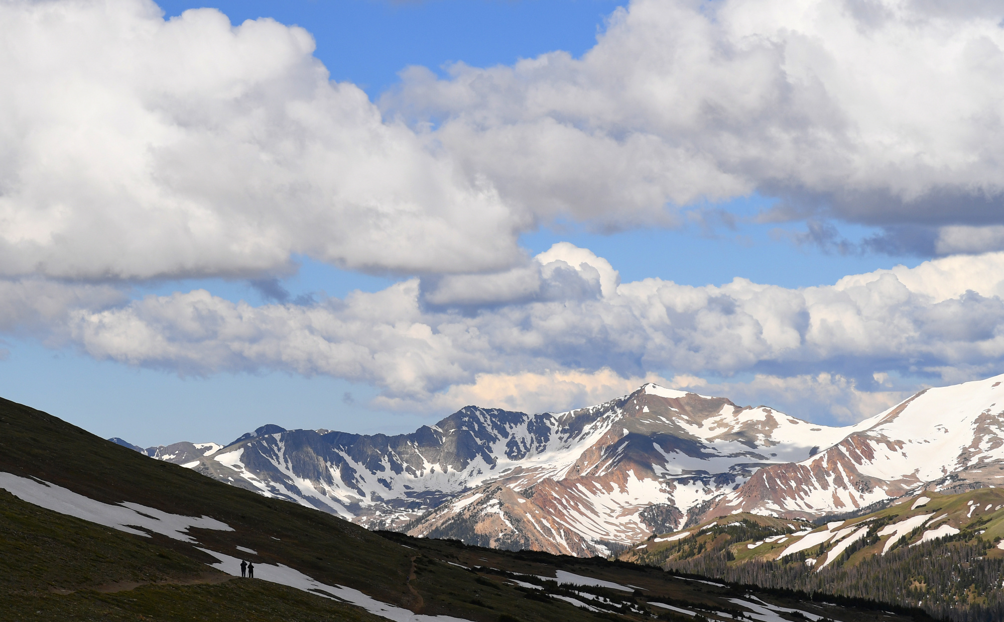 Trail Ridge Road partially opens in Rocky Mountain National
Park 1