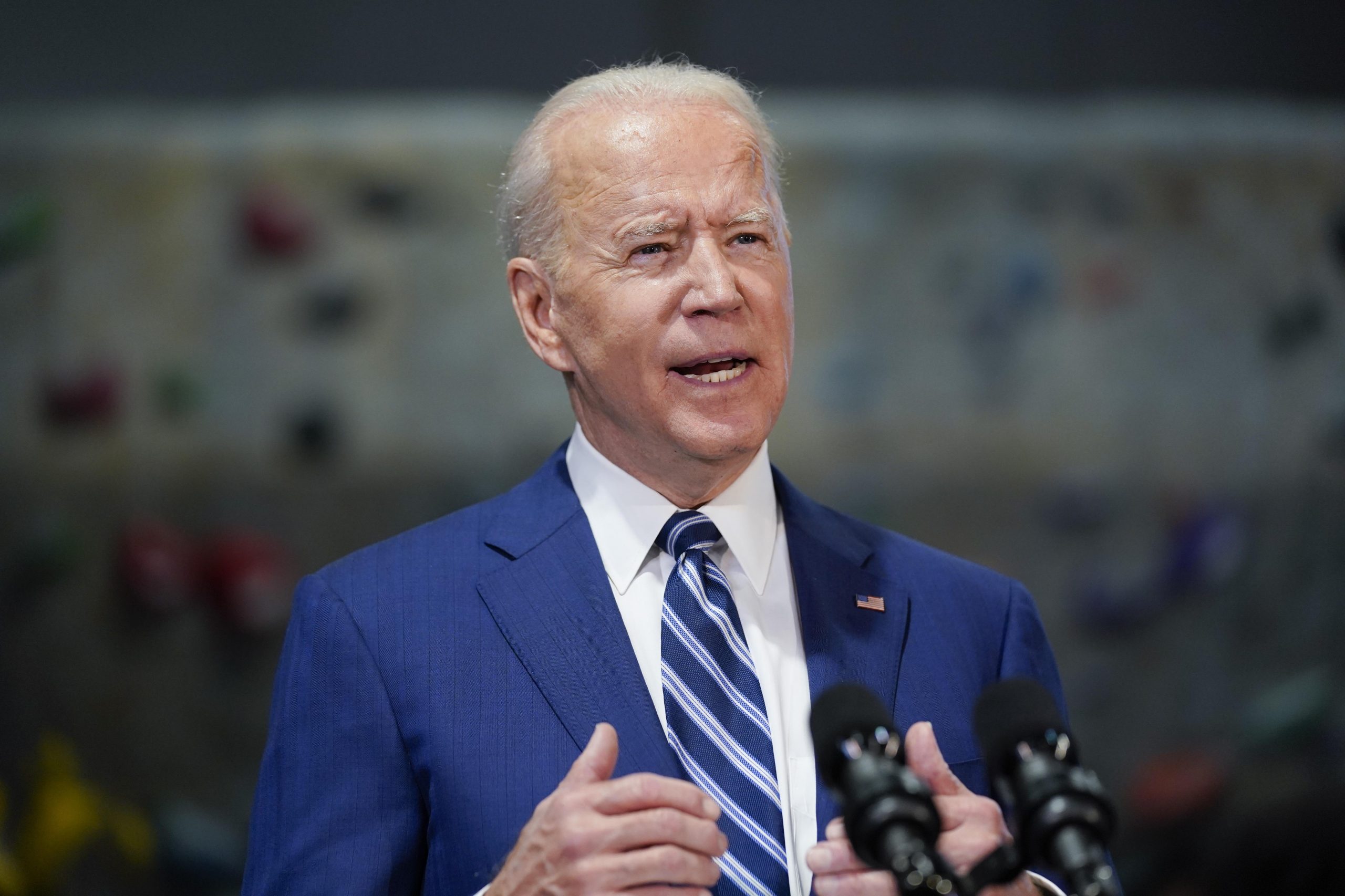 Biden’s budget goes big on spending in bid to lift middle
class 1