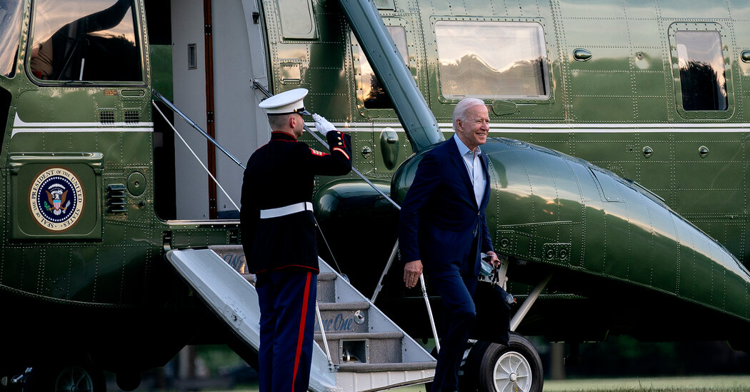 Biden’s $6 Trillion Budget Aims for Path to Middle Class,
Financed by the Rich 1