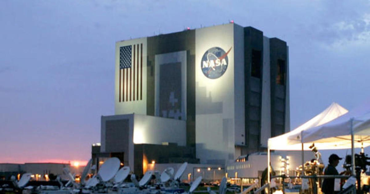 NASA looks to hire planetary protection officer 1