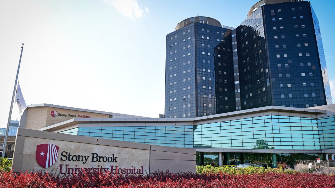 Stony Brook to welcome back visitors amid low COVID-19
rates 1