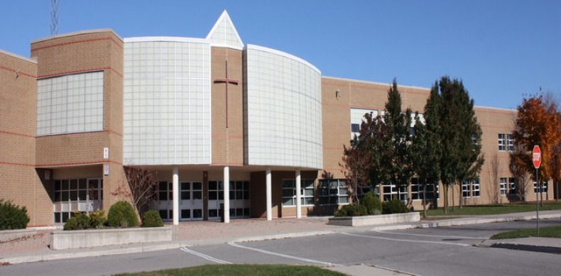 School Replaces Teacher Allegedly Caught Masturbating During
Online Class 1