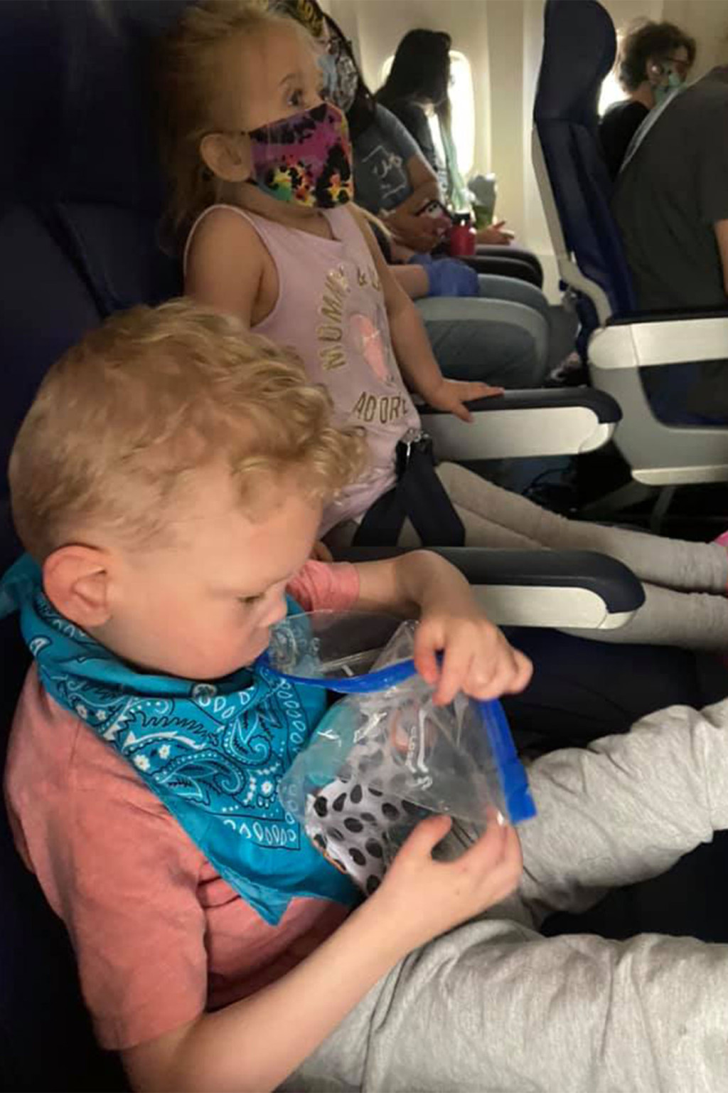 Iowa family refused entry onto Southwest flight after
autistic son couldn’t wear face mask 1