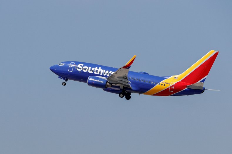 Family Denied Entry onto Flight Because Son with Autism
Wouldn't Wear Mask 1