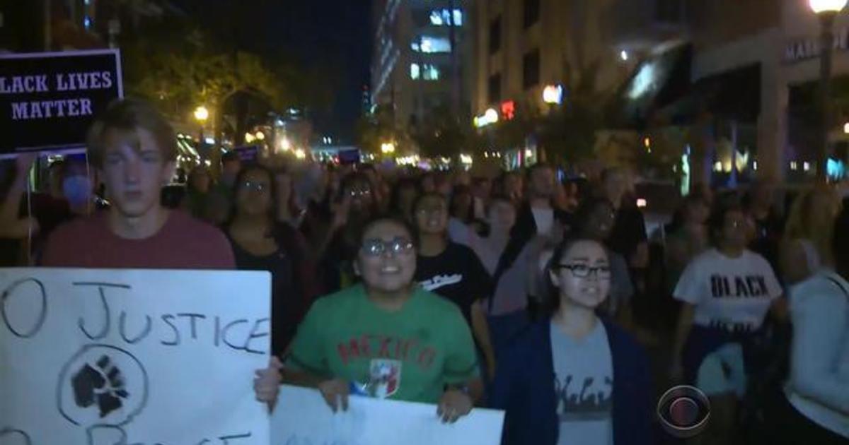 Demonstrations over officer acquitted in deadly shooting
turn violent in St. Louis 1
