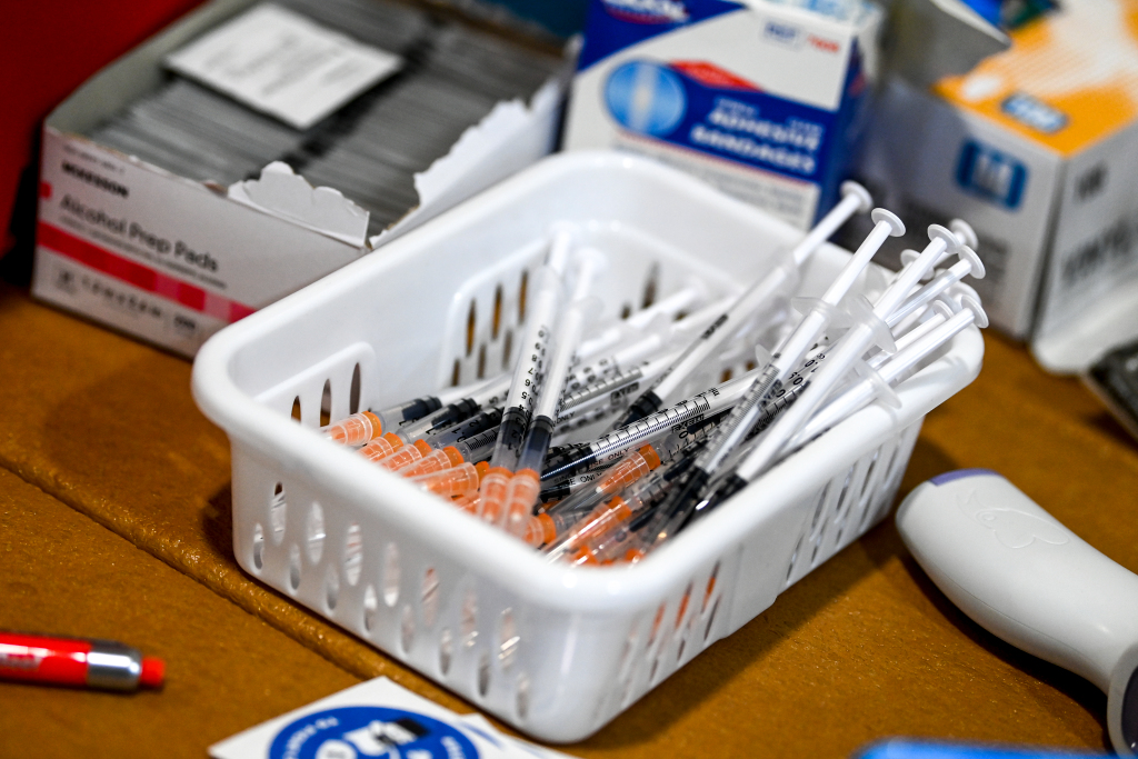Major retailers will now offer in-store COVID-19
vaccinations 1