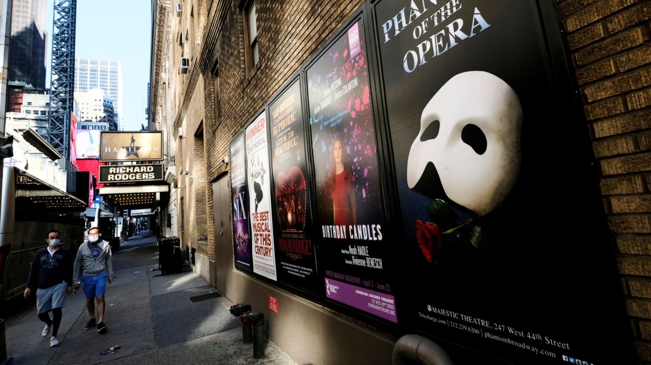 Broadway, LI theaters will reopen at full capacity in
September 1