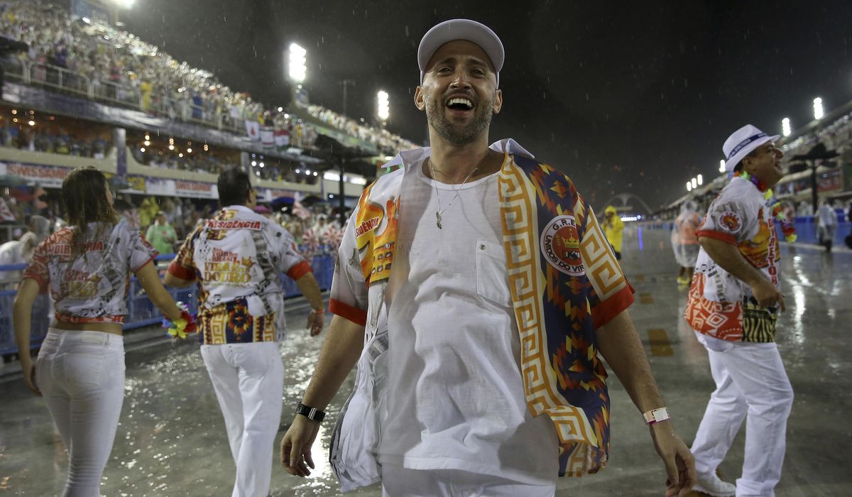 Brazilian comedian's COVID-19 death unites nation in
grief 1