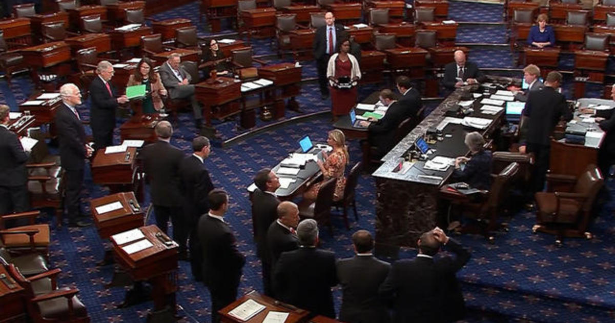 Senate votes to kill class action banking rule 1