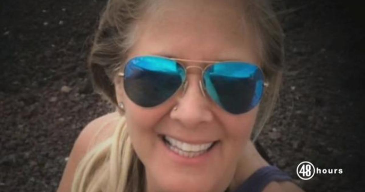 Florida mother goes missing after friends, family get texts
from her phone that she has COVID-19 1