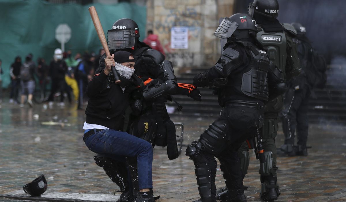 Corruption, economic woes spark deadly protests in
Colombia 1