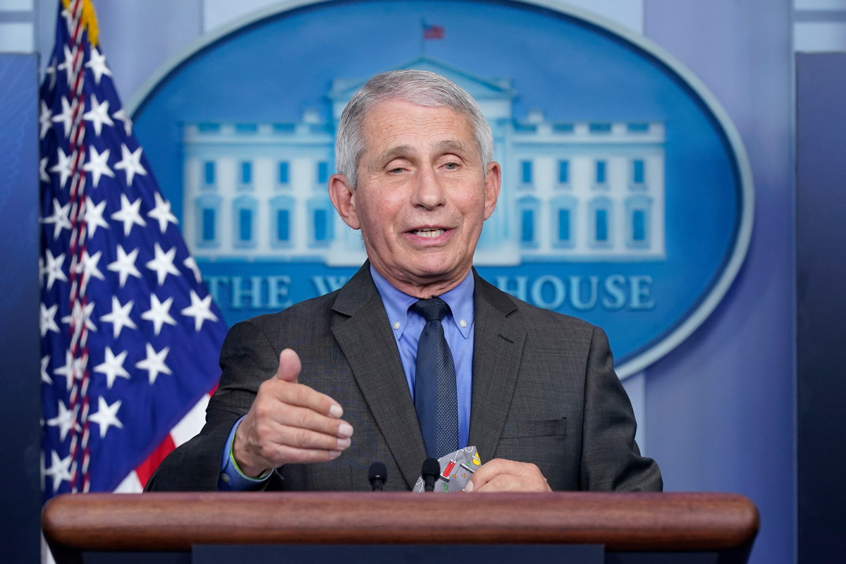 Fauci: Time to be ‘more liberal’ on masks as vaccinations
increase 1