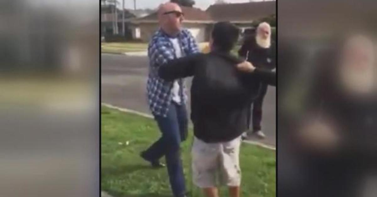 Off-duty LAPD officer taped firing gun in dispute with
teens 1