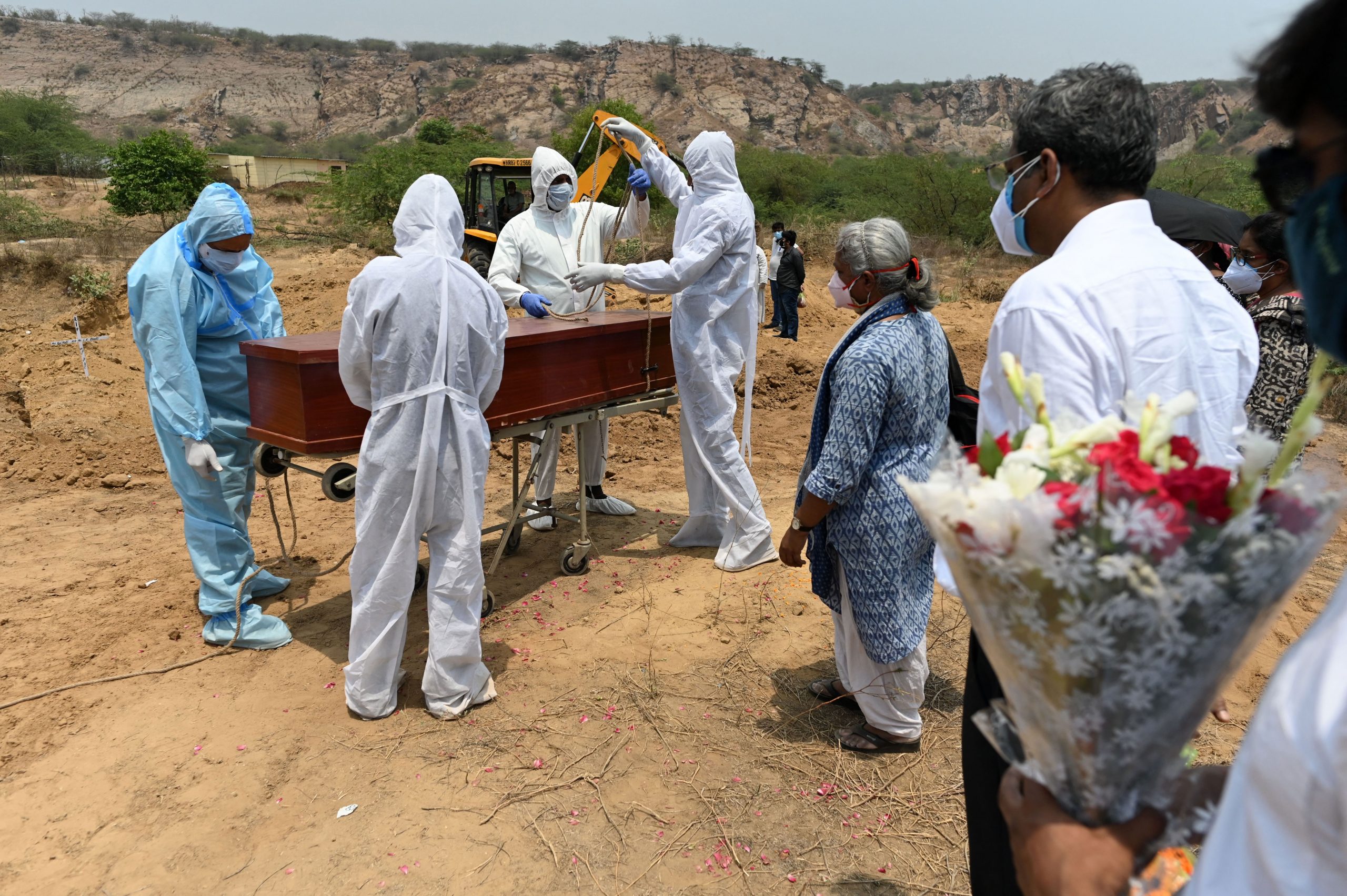 Fauci supports national lockdown in India's Covid
catastrophe 1