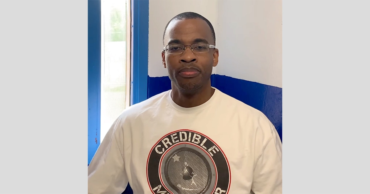 Washington, D.C., inmate becomes first incarcerated person
in city to win elected office 1