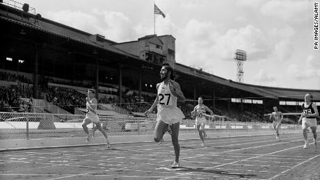 Legendary Indian sprinter dies of Covid-19 complications
days after his wife 1