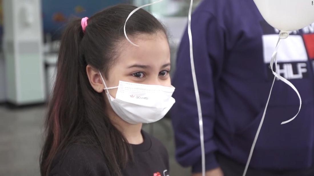 See family's emotional reunion as daughter leaves hospital
after Covid-19 battle 1