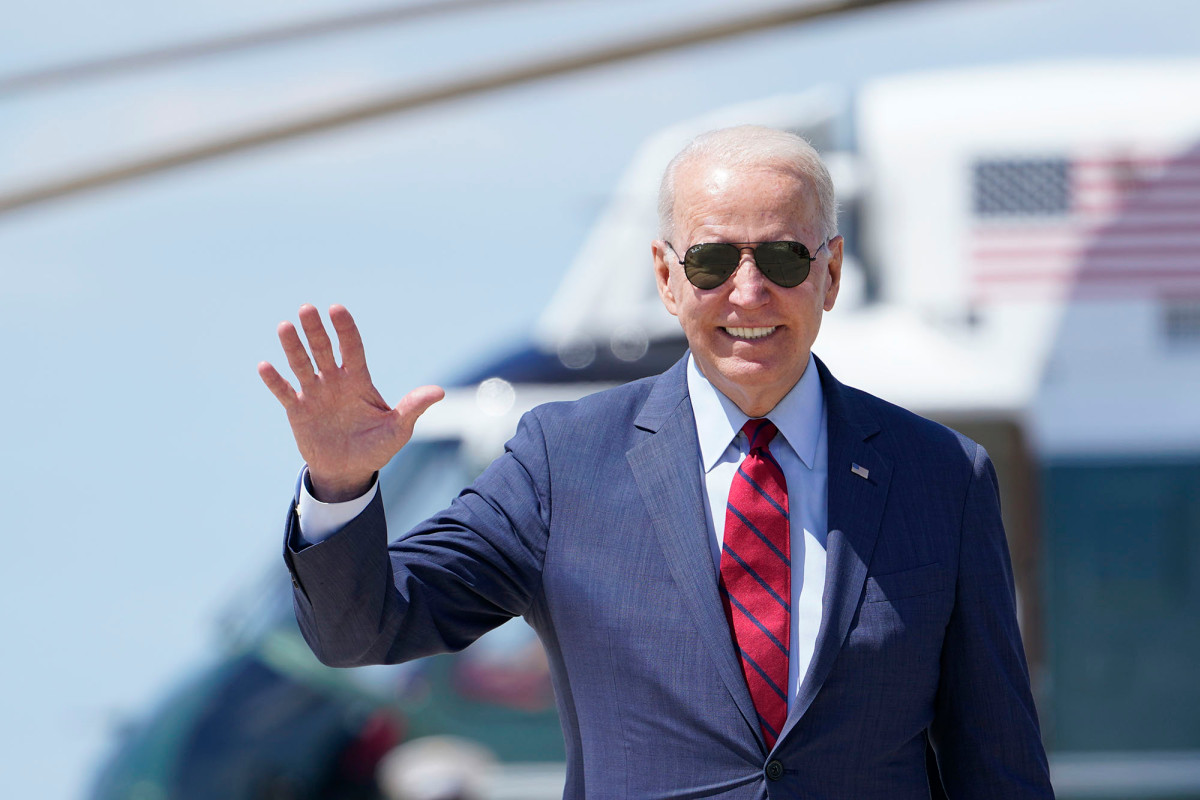 The left’s dangerous push to hook the middle class on
government ‘help’ 1