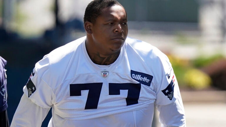 Trent Brown details 'traumatic' accident that made him miss
Patriots OTAs 1