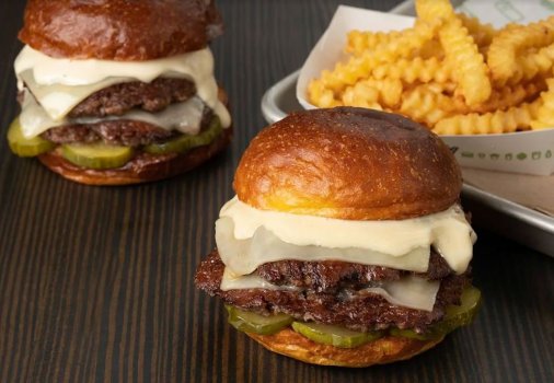 Shake Shack sets opening date for Westfield San
Francisco 1