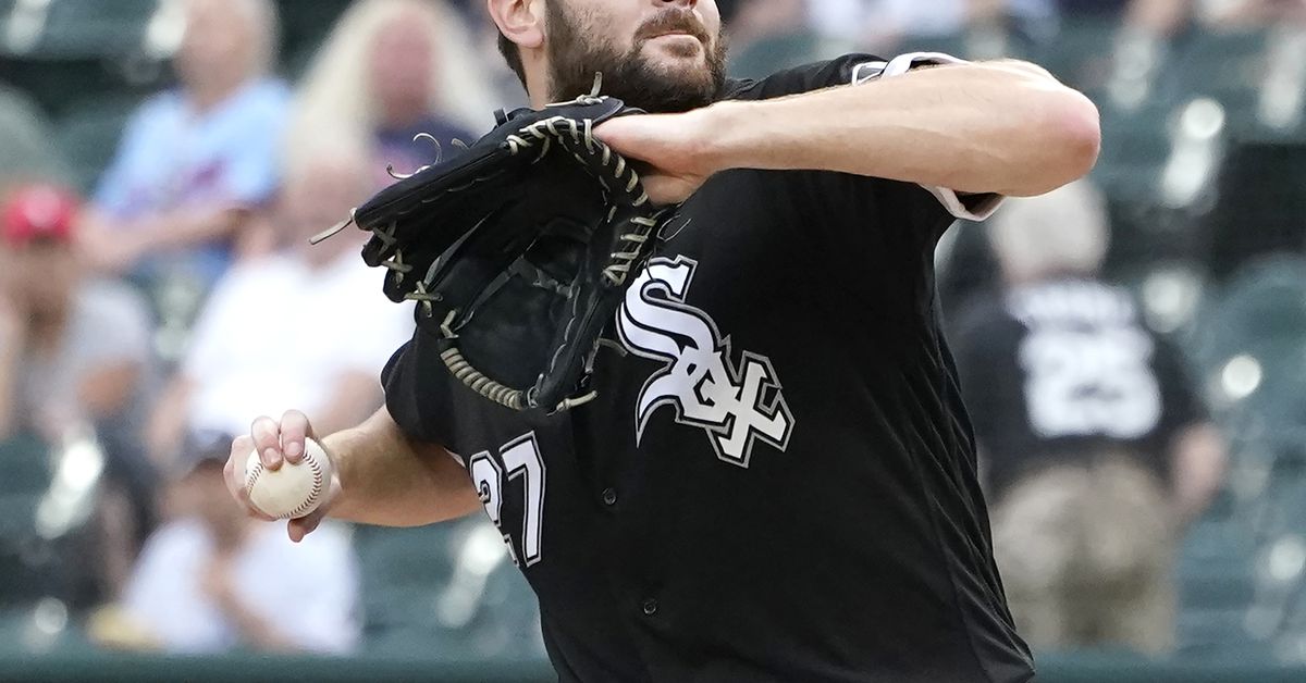 Lucas Giolito takes issue with ‘classless’ Twin Donaldson:
‘He’s a [bleeping] pest’ 1