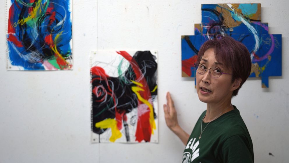 'Suffocated': Art becomes form of protest against
Olympics 1