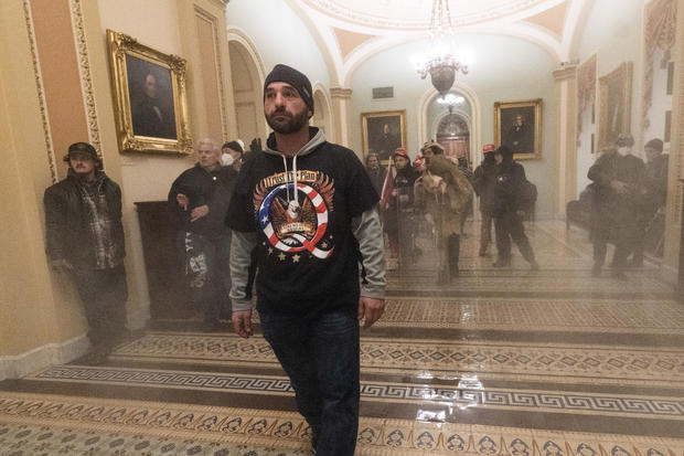 Capitol police officer Eugene Goodman to throw first pitch
at Nationals game 1
