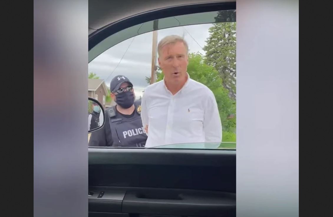 Canadian Political Leader Arrested for Attending Small
Anti-Lockdown Protest—Days After Trudeau Attended Massive Ontario
Gathering 1
