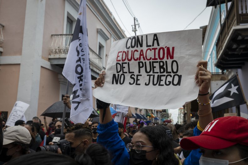 24K Puerto Rican Students Failed Classes This Year,
Department of Education Says 1