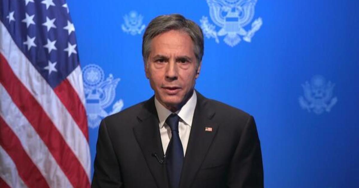Blinken says China "has to cooperate" with probe into
coronavirus origins 1