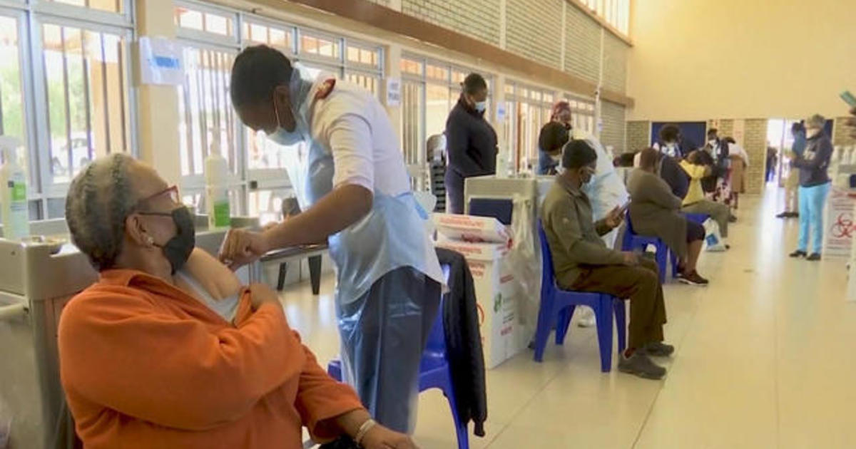 Africa facing COVID-19 vaccine shortage as cases
rise 1