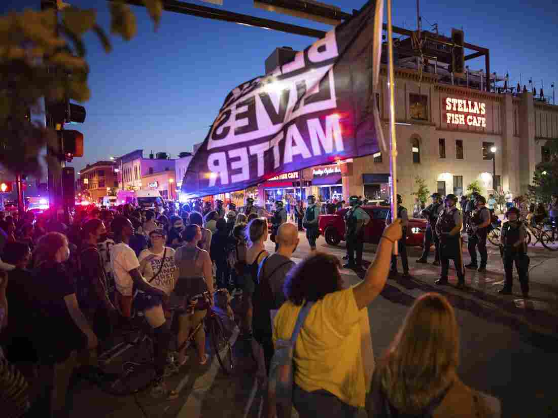 1 Woman Is Dead, Others Injured In Minneapolis After A
Driver Plows Into Protestors 1