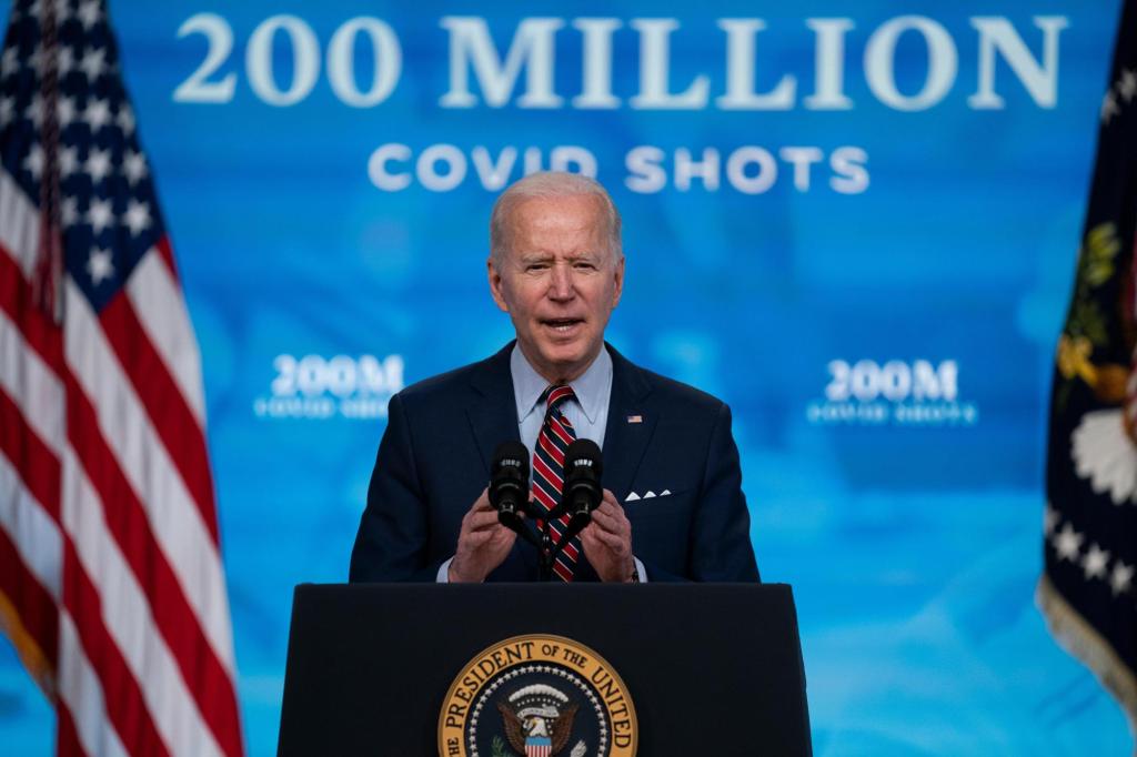Free beer, other new incentives for Biden’s COVID-19
“vaccine sprint” 1