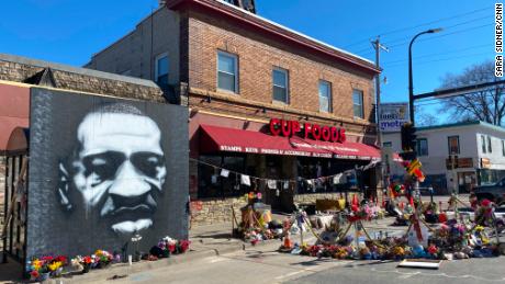Minneapolis begins work on reopening George Floyd
Square 1
