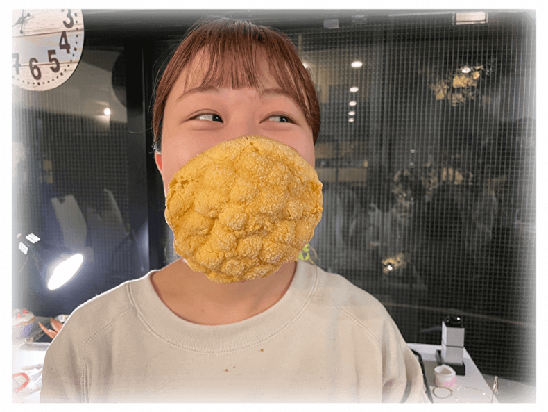You Can Now Buy an Edible Face Mask Made Out of
Bread 1