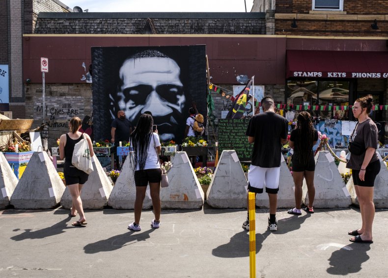 Activists Replace Barriers in George Floyd Square Hours
After City Removes Them 1