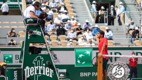 Roger Federer says 'misunderstanding' caused heated debate
with chair umpire in French Open win 1