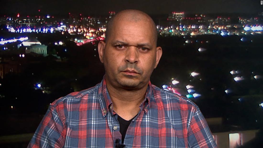 Capitol Police officer 'insulted' after Republicans block
January 6 commission and continue to whitewash the attack 1