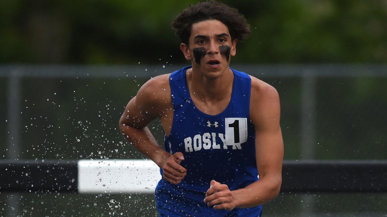 Roslyn's Elijah Yeroushalmi wins 3,000 steeplechace at
Nassau Class AA championships 1