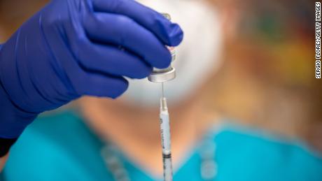 J&J says it's working to extend the shelf-life of
its Covid-19 vaccine so doses don't expire 1