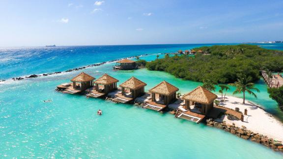 Get luxury travel benefits with the Marriott Brilliant
American Express credit card 1