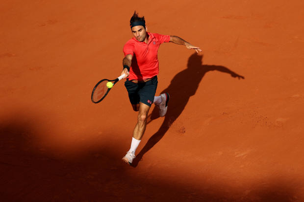 Roger Federer pulls out of French Open 1