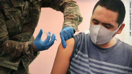 Dr. Gupta: How to assess risk when going mask-free 1