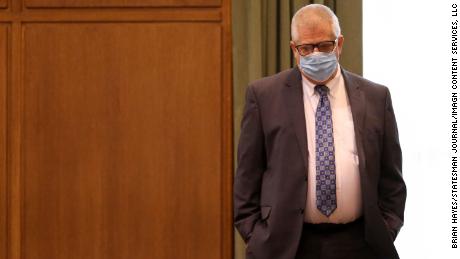 Oregon Republicans call on GOP state lawmaker to resign
after video shows him appearing to tell protesters how to enter
closed state Capitol 1