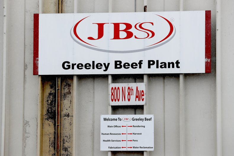 JBS Must Open 24-Hour Hotline to Report Discrimination, Pay
$5.5M to Muslim Ex-Employees 1