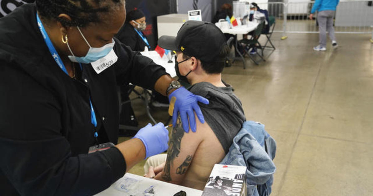 Doctor on rare cases of heart inflammation following
COVID-19 vaccines 1