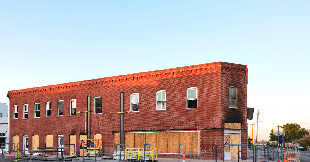 Judd Architecture Office in Marfa Severely Damaged in
Fire 1